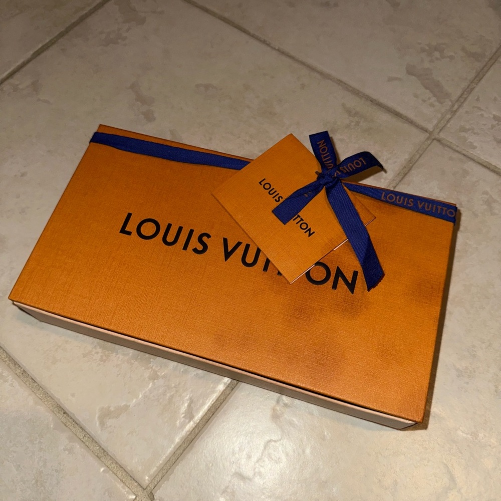 Louis Vuitton Clémence Wallet Pink - Picture 6 of 6